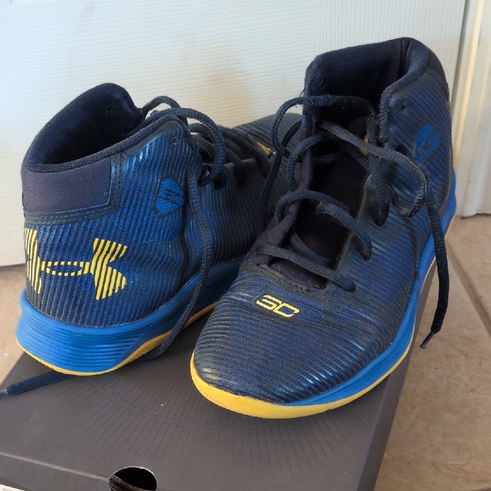 ✅Under Armour Steph Curry 6 Blue Sneakers Shoes Size 3 Warriors Basketball